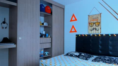 Elias Valencia online show from 02-06-25, 10:21