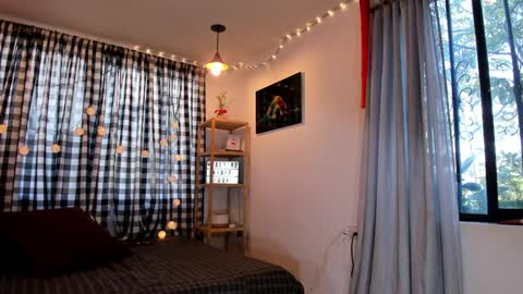 Snapshot of fitrosexxx chatting on 01-21-25, 09:15 Margarita online show from 01-21-25, 09:15