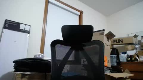 Snapshot of fitshow75 chatting on 12-18-25, 12:22 Links in Bio below online show from 12-18-25, 12:22