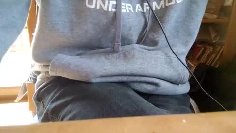 Snapshot of fiveforwilly1 chatting on 11-16-25, 01:06 Markus online show from 11-16-25, 01:06