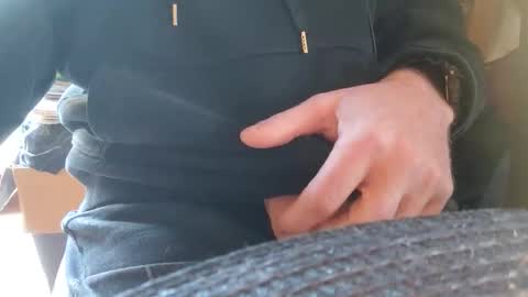 Snapshot of fiveforwilly1 chatting on 11-23-25, 11:32 Markus online show from 11-23-25, 11:32