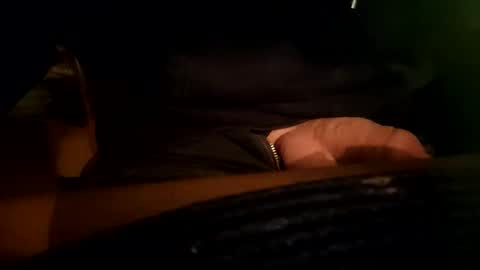 Snapshot of fiveforwilly1 chatting on 11-26-25, 05:03 Markus online show from 11-26-25, 05:03