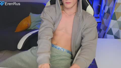 Eren.  online show from 12-06-24, 09:35