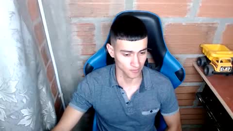 Snapshot of flacolatind chatting on 01-12-25, 05:03 FLACO online show from 01-12-25, 05:03