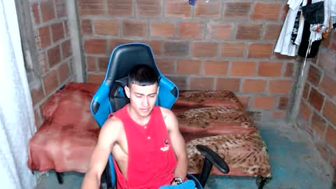 Snapshot of flacolatind chatting on 02-12-25, 08:07 FLACO online show from 02-12-25, 08:07