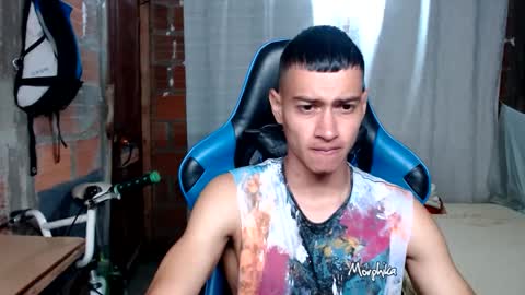 Snapshot of flacolatind chatting on 10-09-25, 03:54 FLACO online show from 10-09-25, 03:54