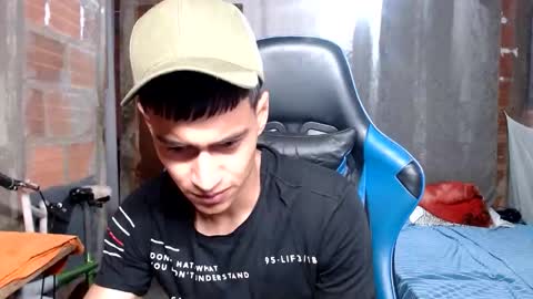 Snapshot of flacolatind chatting on 11-24-25, 09:25 FLACO online show from 11-24-25, 09:25