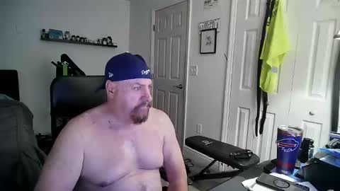 Snapshot of flaguy3233 chatting on 01-13-25, 04:19 Florida guy online show from 01-13-25, 04:19