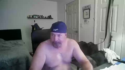 Snapshot of flaguy3233 chatting on 10-24-25, 10:17 Florida guy online show from 10-24-25, 10:17
