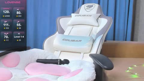 Snapshot of flamystar chatting on 12-13-24, 11:39 Yana online show from 12-13-24, 11:39