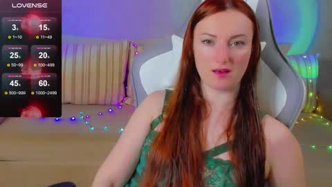 Snapshot of flamystar chatting on 09-24-25, 02:15 Yana online show from 09-24-25, 02:15