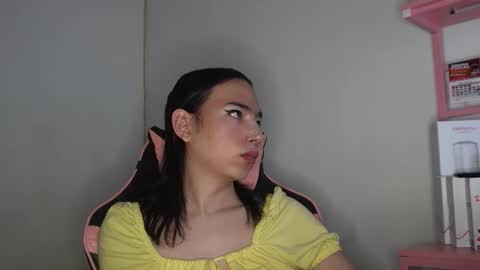 Snapshot of flaream_angel chatting on 10-29-25, 05:36 Alexa online show from 10-29-25, 05:36