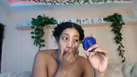 Snapshot of flavia_cruz chatting on 05-26-26, 12:23 Flavia online show from 05-26-26, 12:23