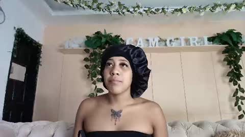 Snapshot of flavia_cruz chatting on 06-10-26, 12:15 Flavia online show from 06-10-26, 12:15