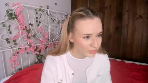 Amina online show from 11-28-25, 11:13