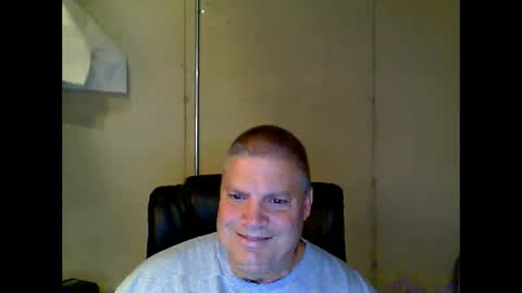 Snapshot of fletch32 chatting on 09-30-25, 11:54 jd online show from 09-30-25, 11:54