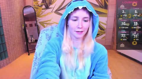 Snapshot of fleximona chatting on 03-21-26, 08:41 FlexiMona online show from 03-21-26, 08:41