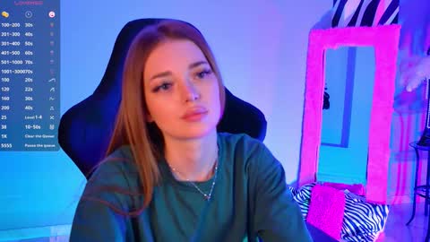 Flexyfoxy online show from 03-06-26, 12:56