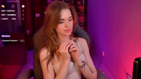 Flexyfoxy online show from 04-28-26, 03:17