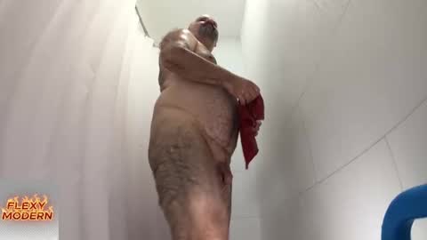 Snapshot of flexymodern chatting on 09-27-25, 10:59 Matt Masterson online show from 09-27-25, 10:59