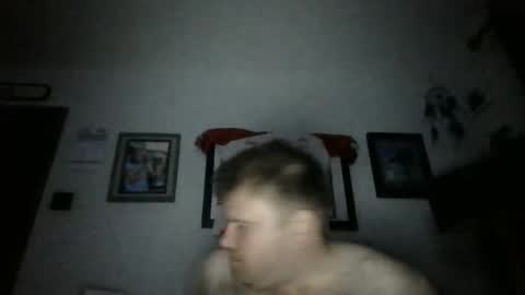 Snapshot of flightdude12 chatting on 11-25-25, 06:52 flightdude12 online show from 11-25-25, 06:52