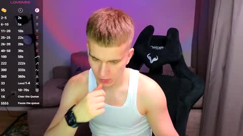 flikyy online show from 04-28-26, 03:39