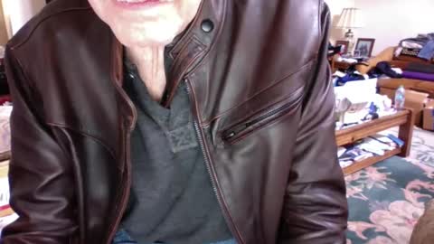 Snapshot of flip4u chatting on 02-02-25, 10:49 flip4u online show from 02-02-25, 10:49