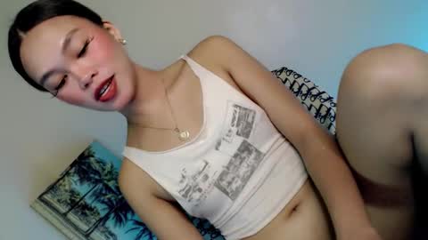 Snapshot of flirt_with_me28 chatting on 10-26-25, 01:39 Suzy online show from 10-26-25, 01:39