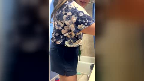 Snapshot of flirtygirlyy chatting on 02-04-26, 06:47 Ive Retired From Camming online show from 02-04-26, 06:47