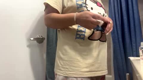 Snapshot of flirtygirlyy chatting on 02-25-26, 09:35 Ive Retired From Camming online show from 02-25-26, 09:35