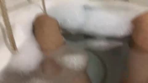 Snapshot of floater_24 chatting on 09-30-25, 04:56 floater_24 online show from 09-30-25, 04:56