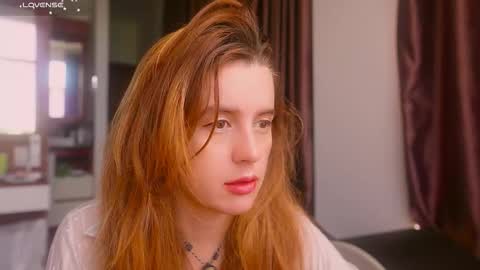 Snapshot of flonodo chatting on 09-17-25, 02:46 Eliza online show from 09-17-25, 02:46