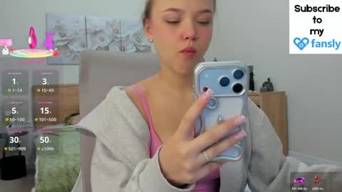 Mona online show from 04-19-26, 01:38