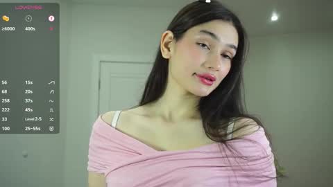 Snapshot of floralmuse chatting on 09-24-25, 02:42 Viola online show from 09-24-25, 02:42