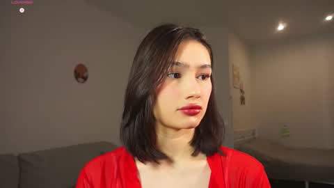 Snapshot of floralmuse chatting on 11-08-25, 04:34 Viola online show from 11-08-25, 04:34