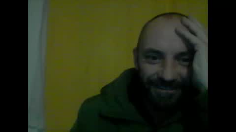 Snapshot of florekmilan chatting on 11-21-25, 04:49 florekmilan online show from 11-21-25, 04:49