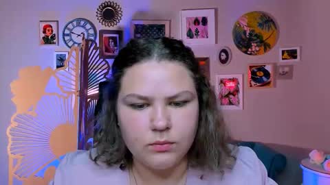 florenceanderson_ online show from 09-23-25, 09:23