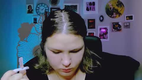 florenceanderson_ online show from 10-06-25, 09:29