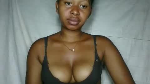 florencia011 online show from 11-23-25, 03:28