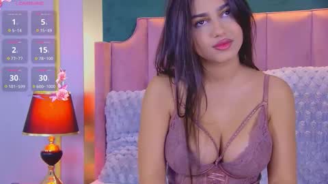 Snapshot of florentina2004 chatting on 11-07-25, 05:18 Vanessa online show from 11-07-25, 05:18