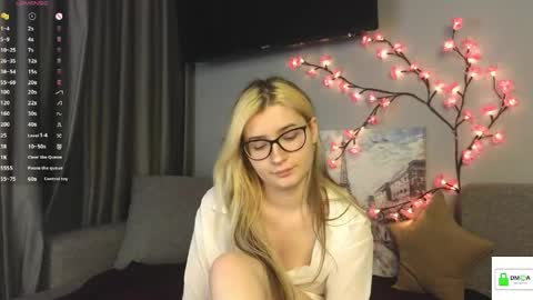 Helly online show from 04-16-26, 09:50