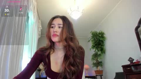 Nicole online show from 10-12-25, 11:48