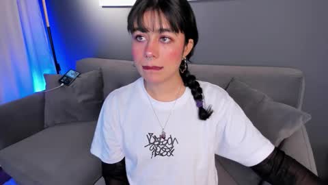 Its a pleasure to meet you. Im Flower. Help me reach 1k. Follow me. online show from 11-17-25, 12:00