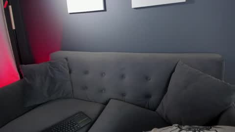 Its a pleasure to meet you. Im Flower. Help me reach 1k. Follow me. online show from 02-18-26, 11:50