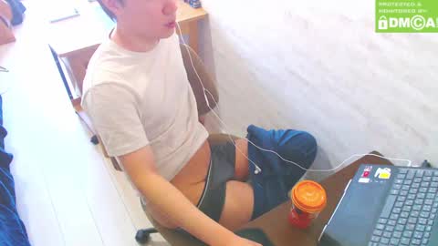 flowerbox online show from 03-09-25, 02:07