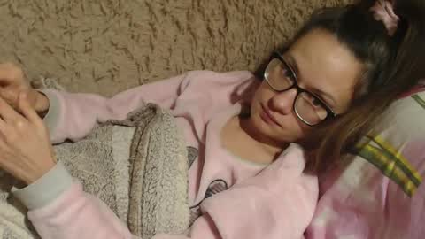 Snapshot of flowercandydoll chatting on 12-02-24, 06:54 say meow and send tip online show from 12-02-24, 06:54