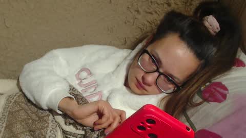 Snapshot of flowercandydoll chatting on 12-14-24, 07:03 say meow and send tip online show from 12-14-24, 07:03