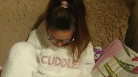 Snapshot of flowercandydoll chatting on 12-16-24, 02:25 say meow and send tip online show from 12-16-24, 02:25