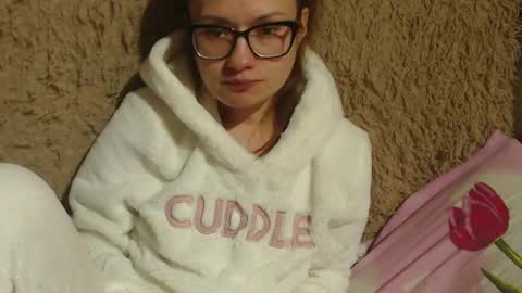 Snapshot of flowercandydoll chatting on 12-23-24, 07:20 say meow and send tip online show from 12-23-24, 07:20