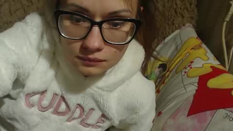 Snapshot of flowercandydoll chatting on 12-27-24, 04:10 say meow and send tip online show from 12-27-24, 04:10